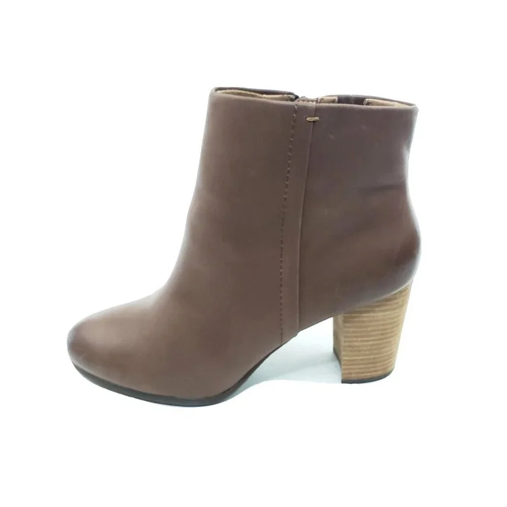 Vionic Kennedy Ankle Boots Booties Block Heel Brown Leather Womens Size US 9.5